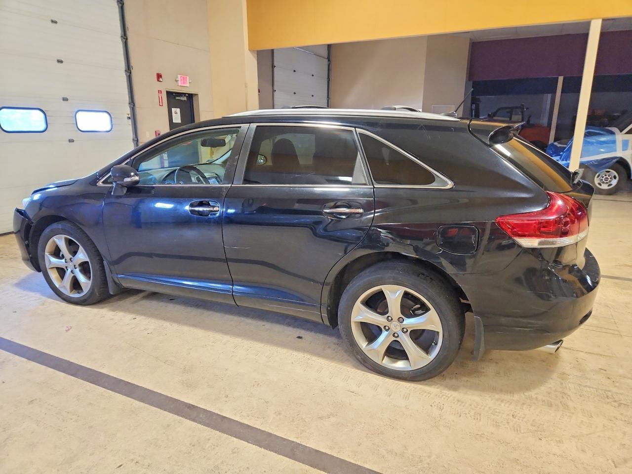 Toyota Venza - zdjęcie 2