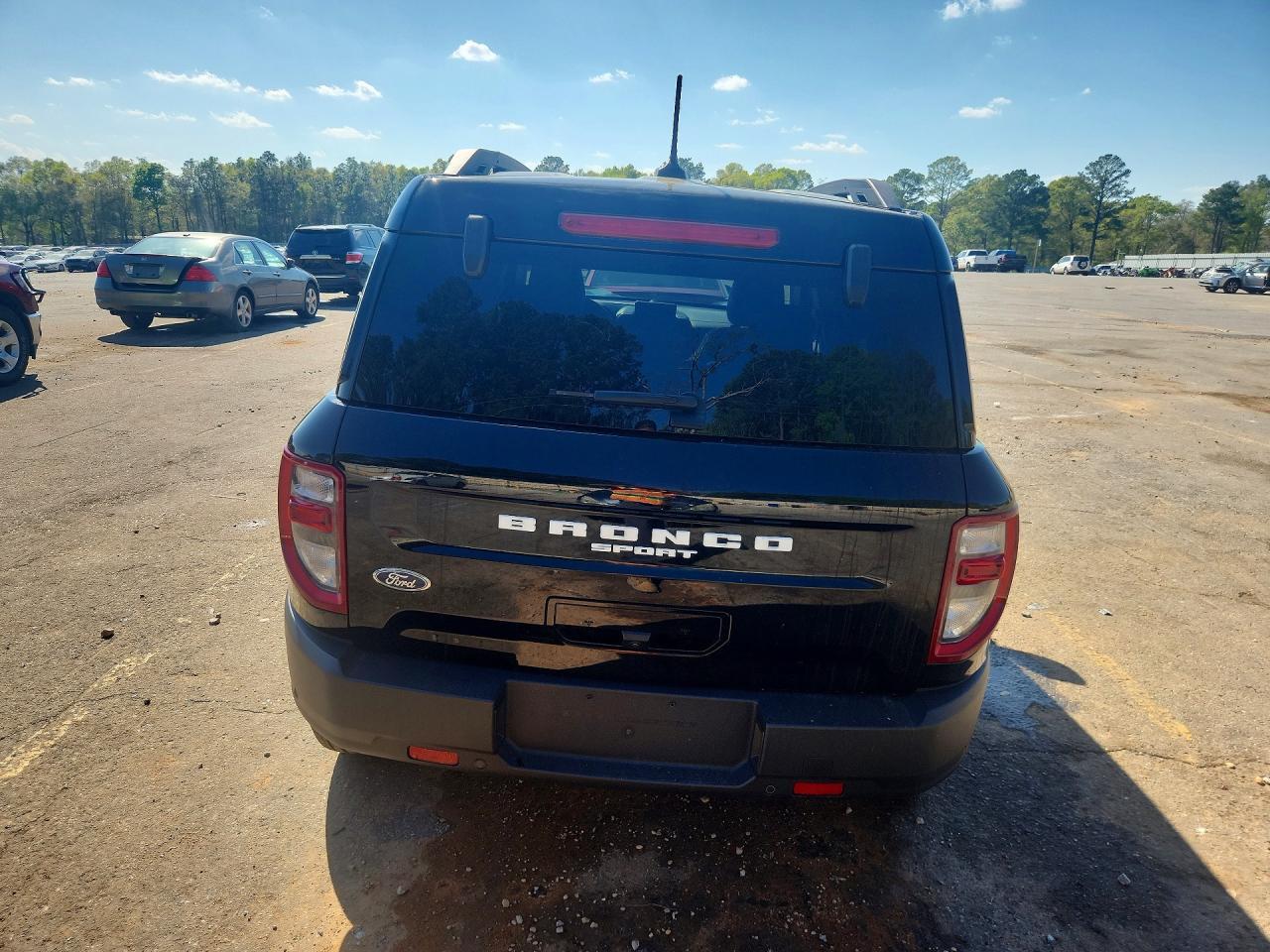 2024 Ford Bronco Sport Outer Banks - zdjęcie 6