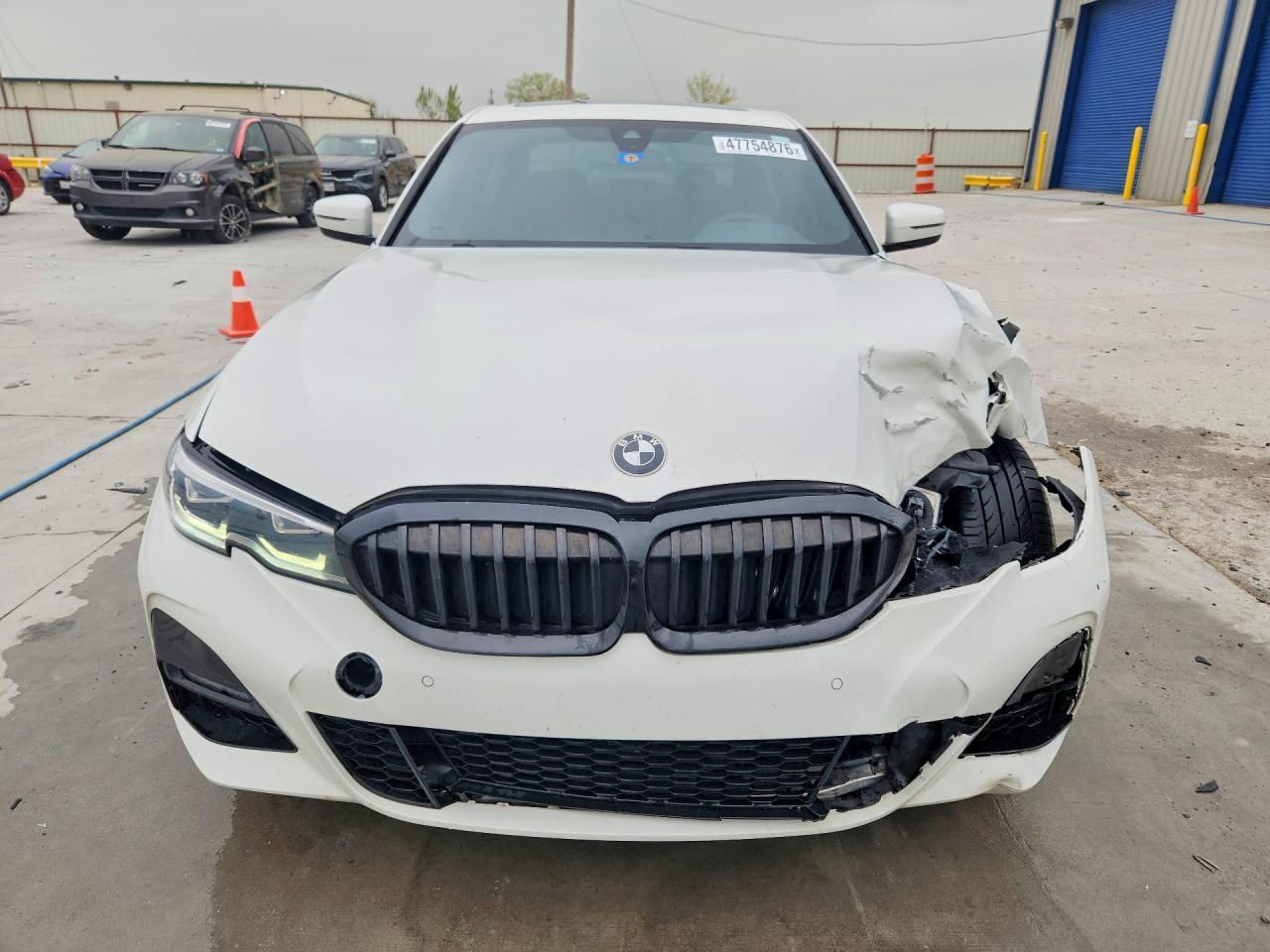2020 BMW 330Xi - zdjęcie 5