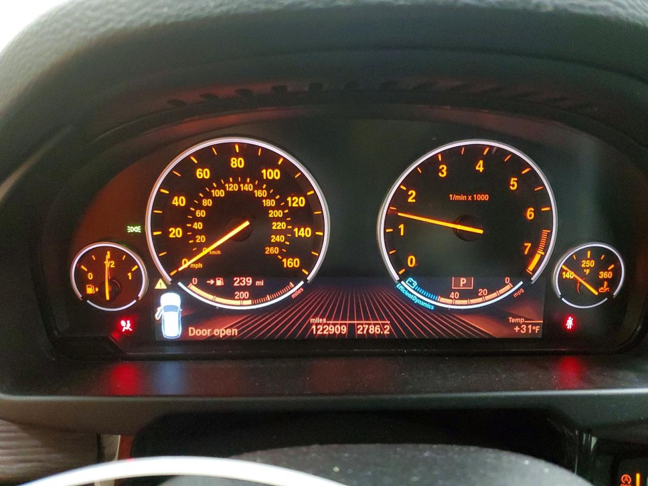 2014 BMW X5 xDrive50I - zdjęcie 9