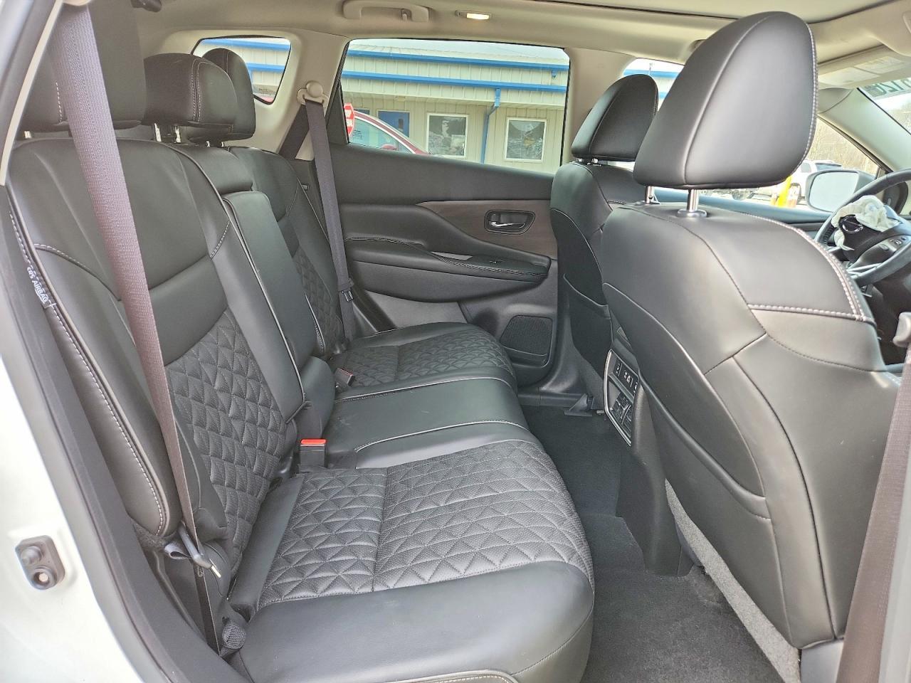 2020 Nissan Murano Platinum - zdjęcie 11