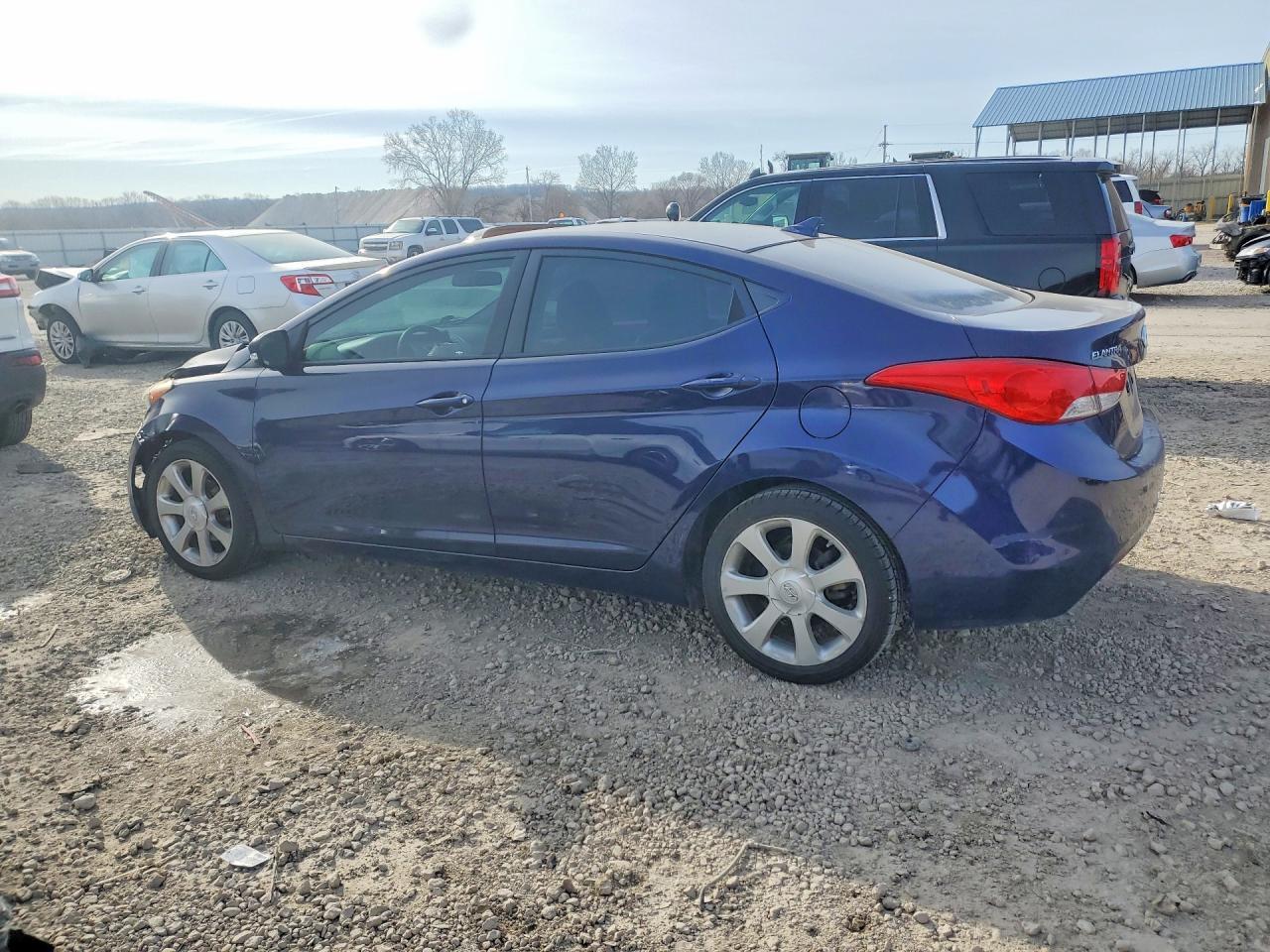 2016 Hyundai Elantra 4D - zdjęcie 2