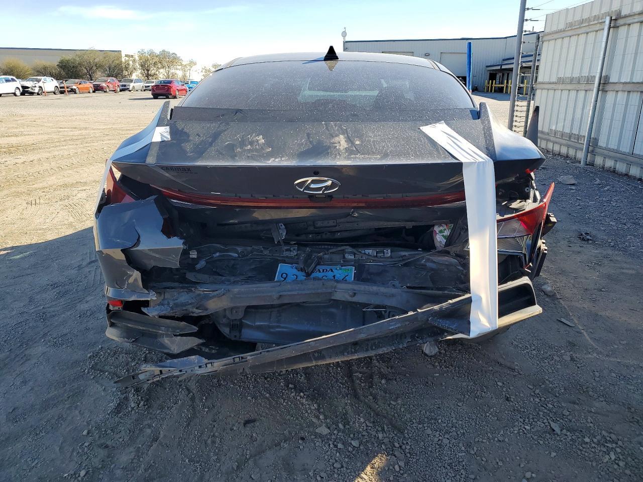 2023 Hyundai Elantra Sel - zdjęcie 6