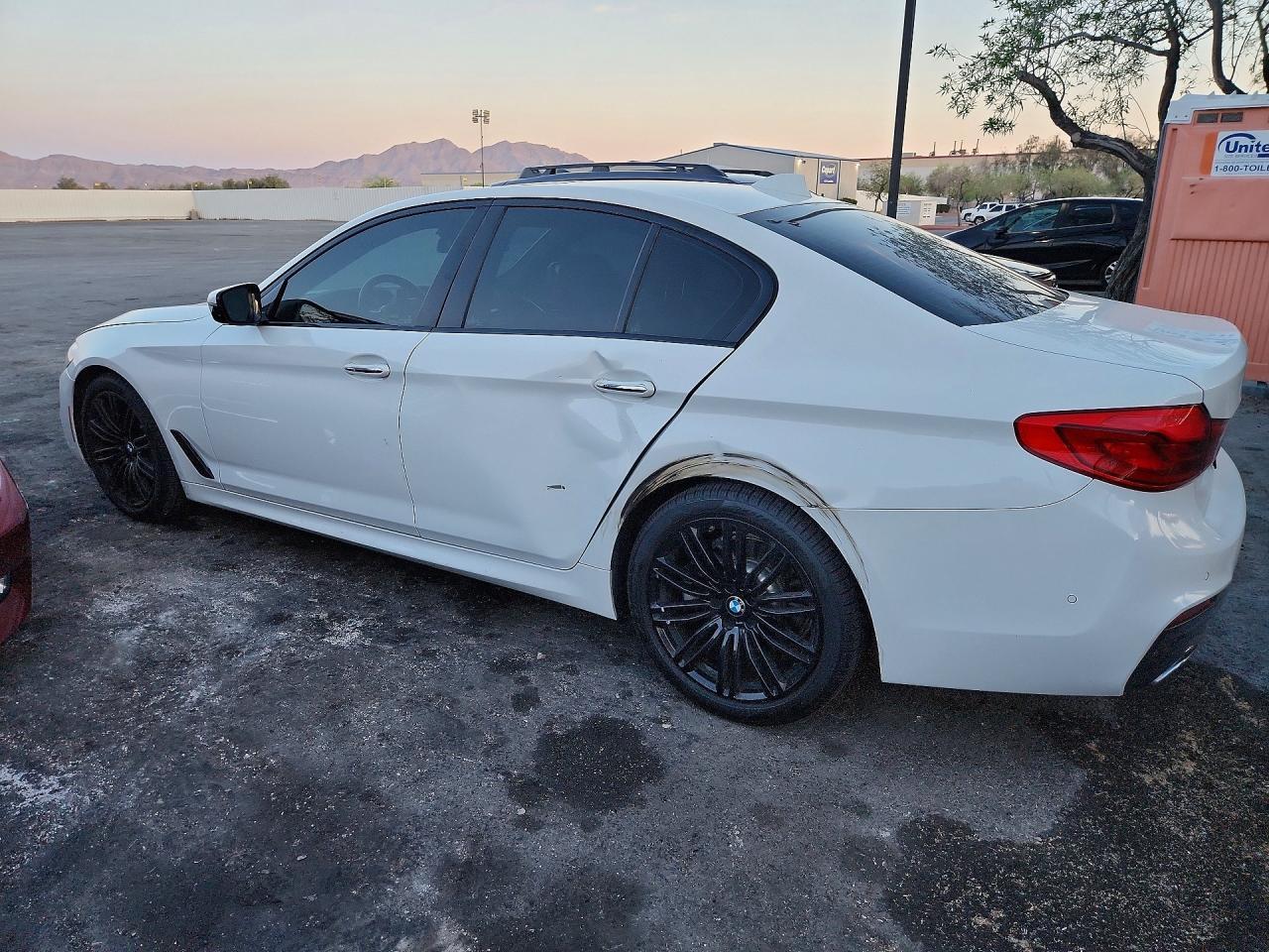 2018 BMW 530 I - zdjęcie 2