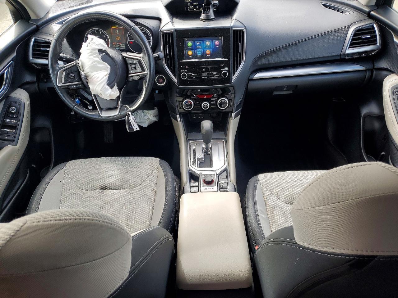 2019 Subaru Forester Premium - zdjęcie 8