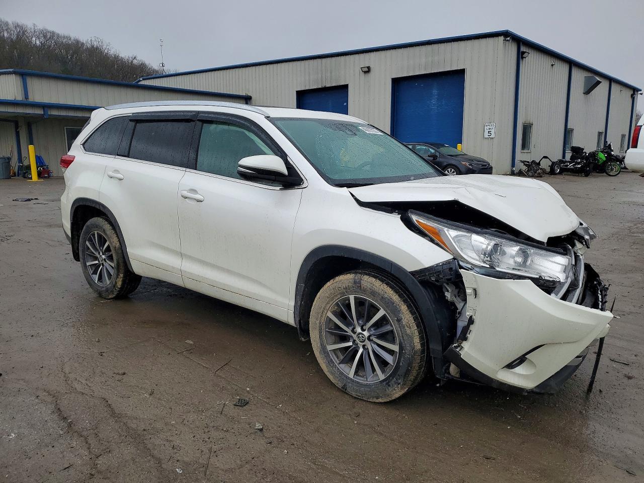2018 Toyota Highlander Xle - zdjęcie 4