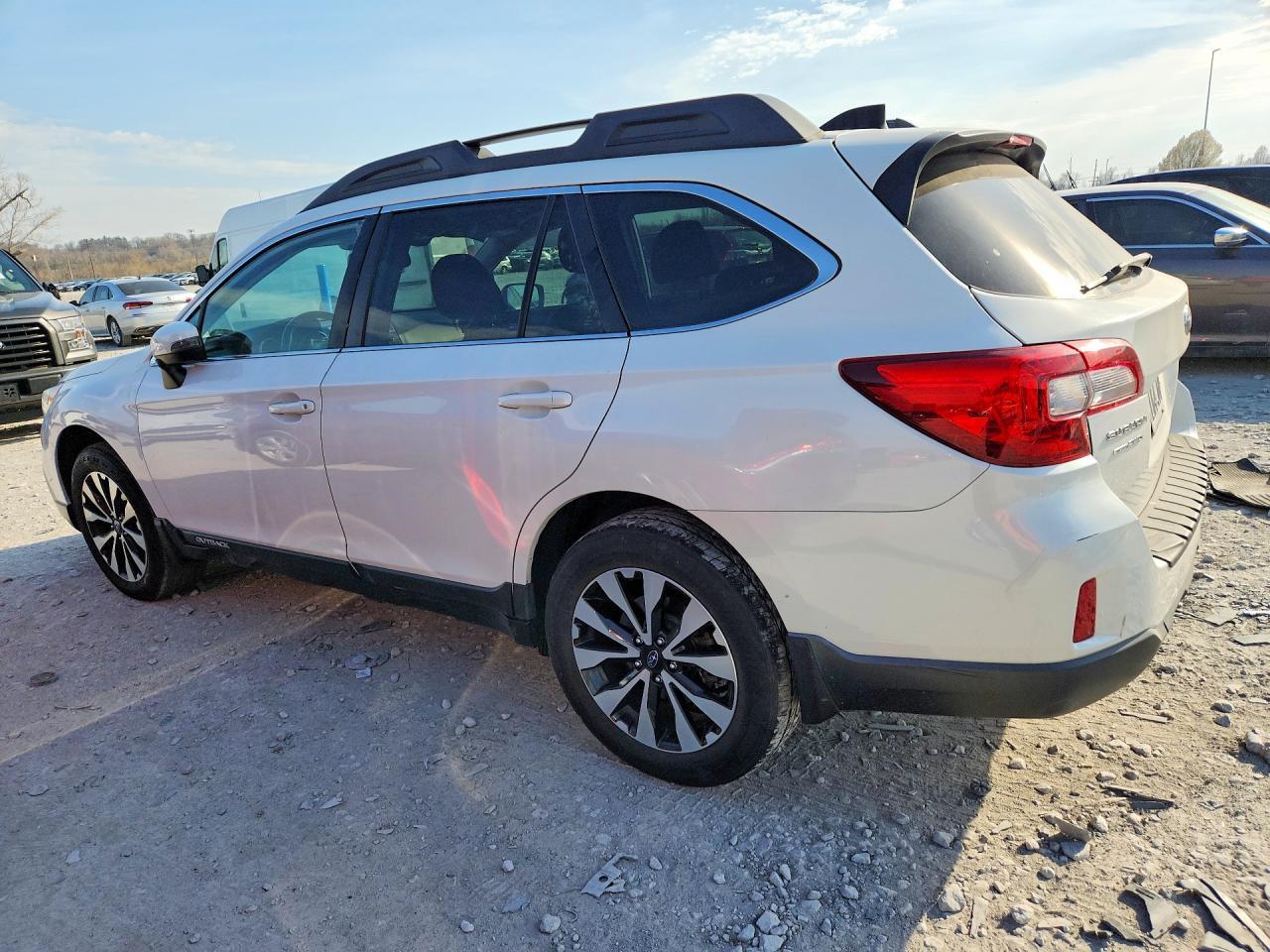 2016 Subaru Outback 2.5I Limited - zdjęcie 2