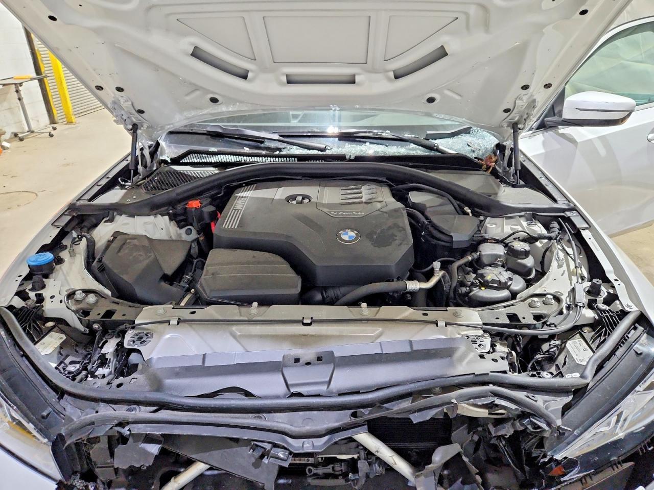 2024 BMW 330Xi - zdjęcie 11