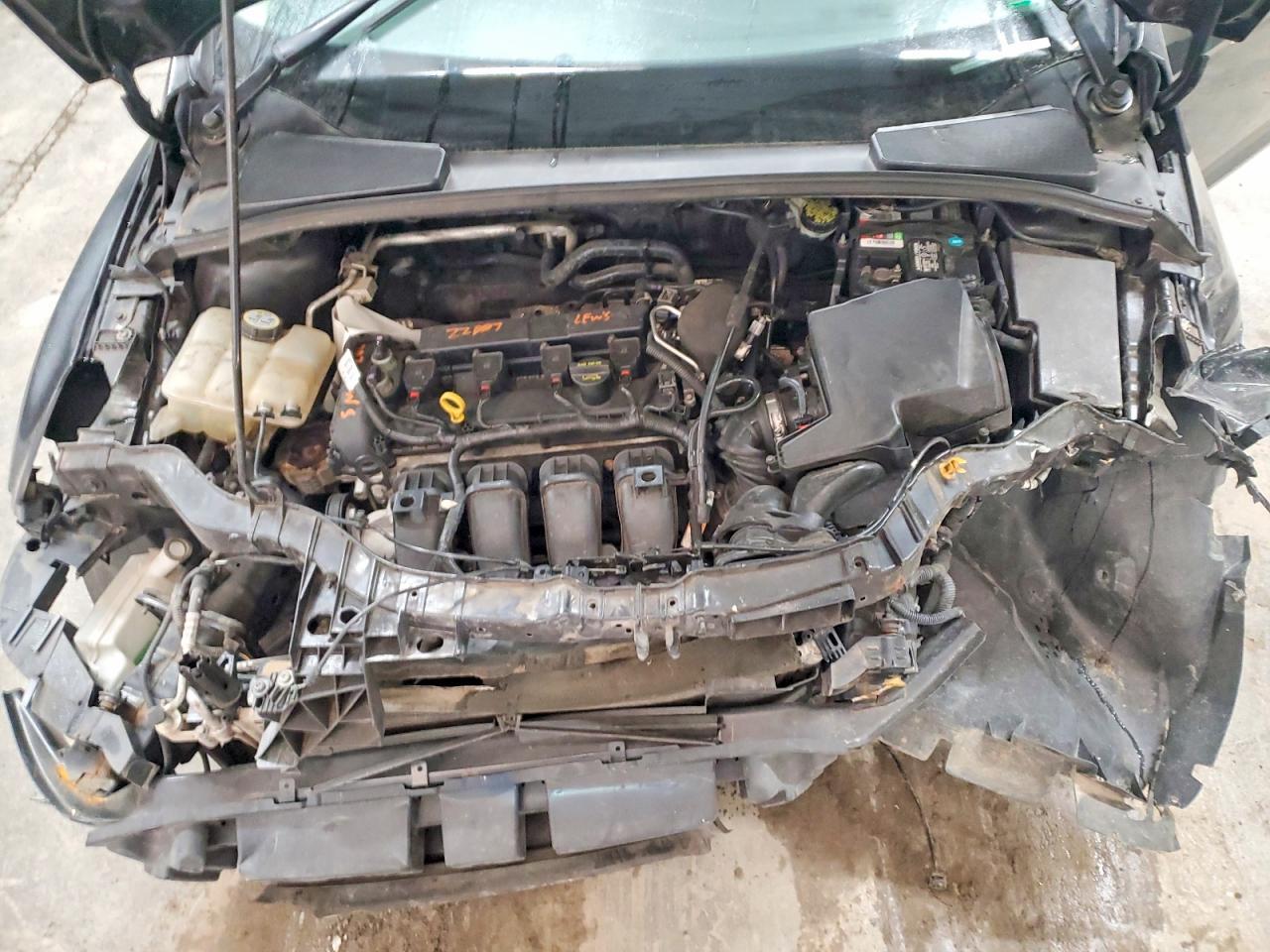 2013 Ford Focus S - zdjęcie 11