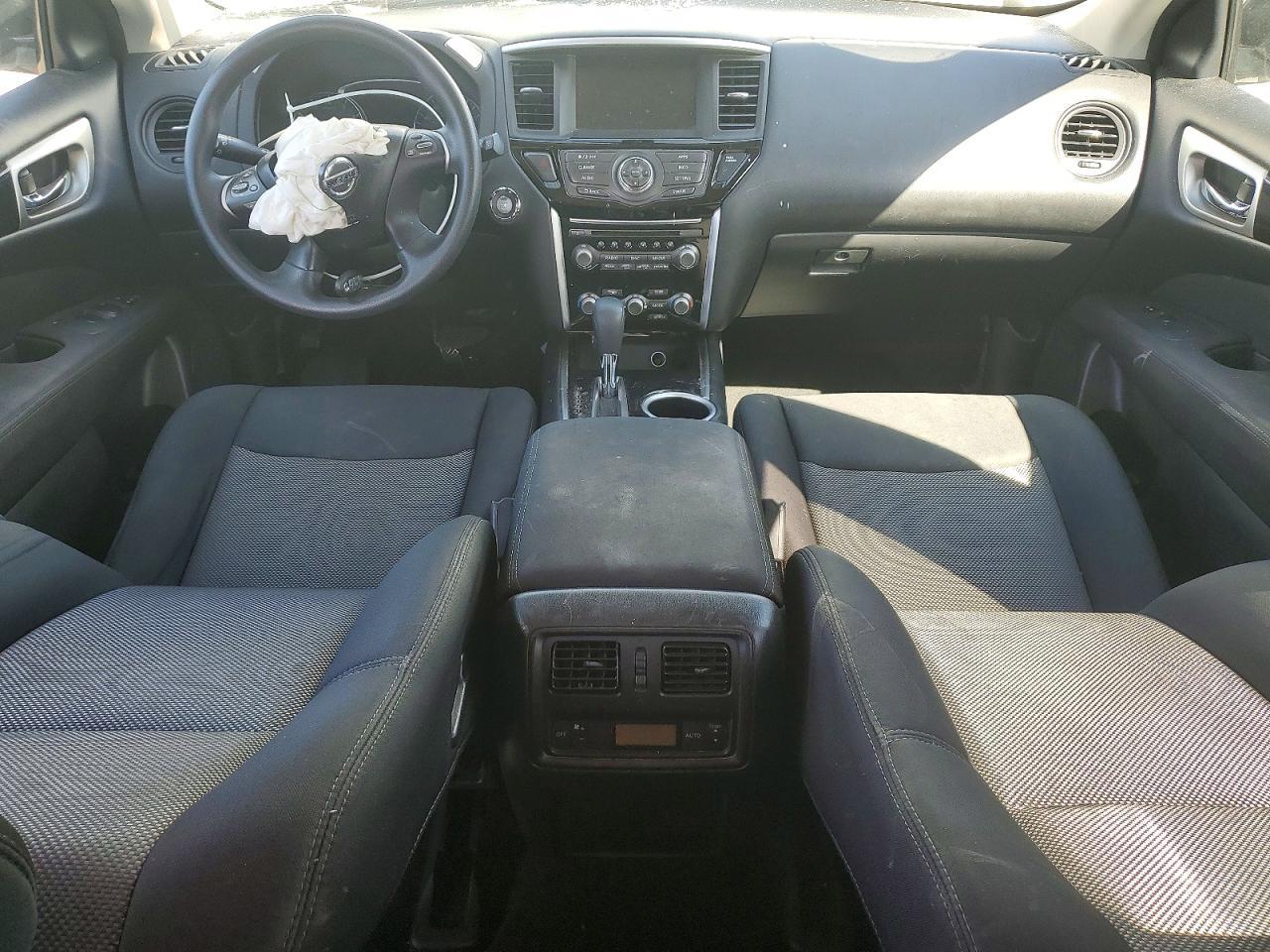 2017 Nissan Pathfinder S - zdjęcie 8