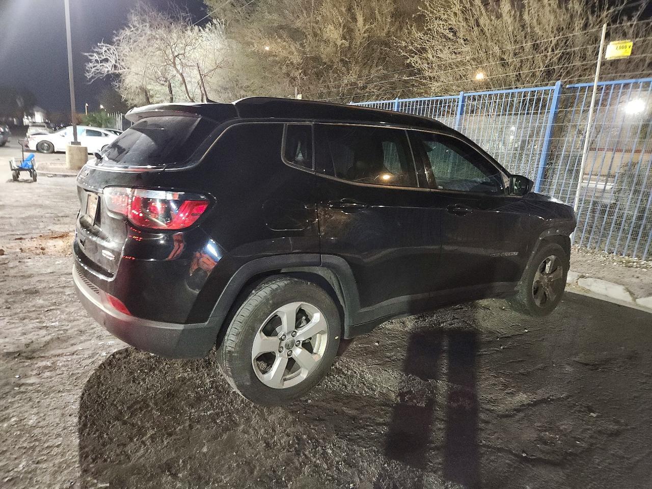 2019 Jeep Compass Latitude - zdjęcie 3