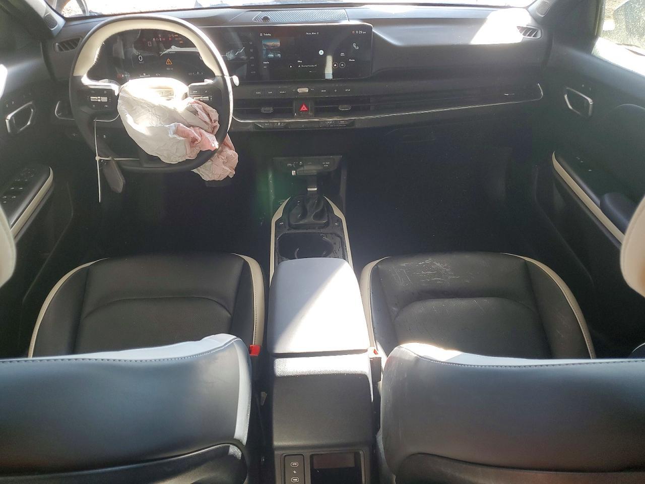 2025 Kia K4 Gt-Line - zdjęcie 8