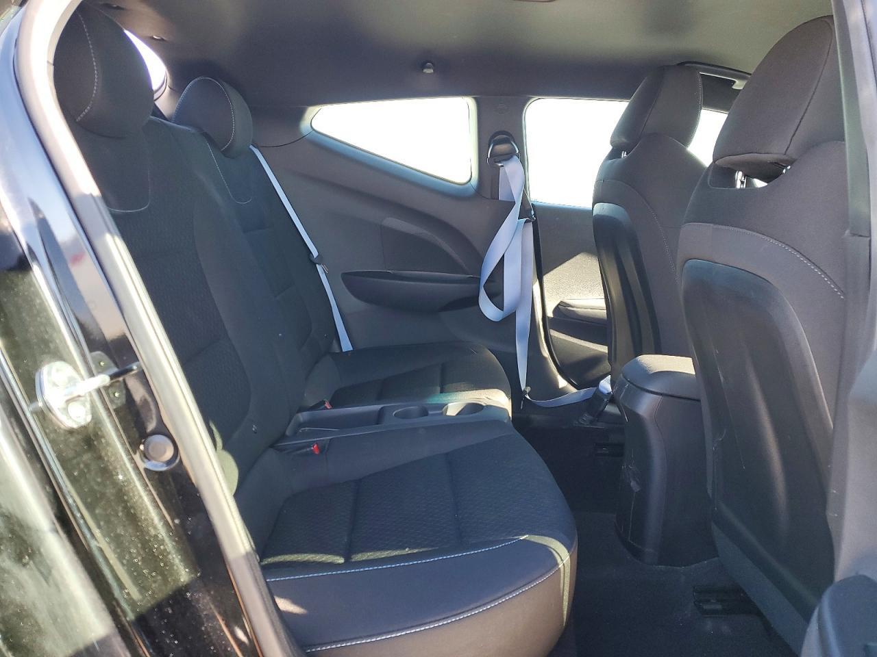 2019 Hyundai Veloster N Base - zdjęcie 10