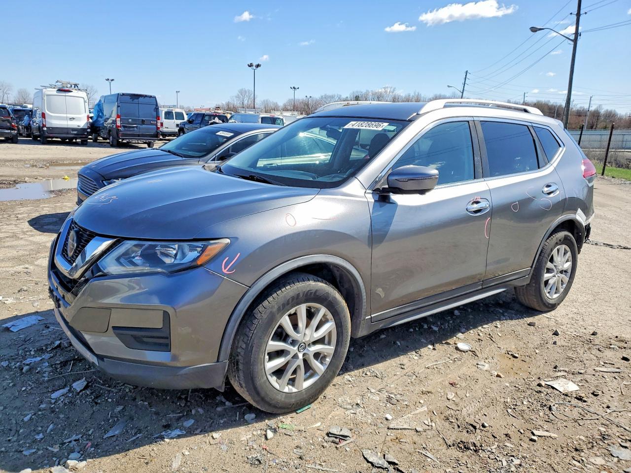 2018 Nissan Rogue Sv - zdjęcie główne