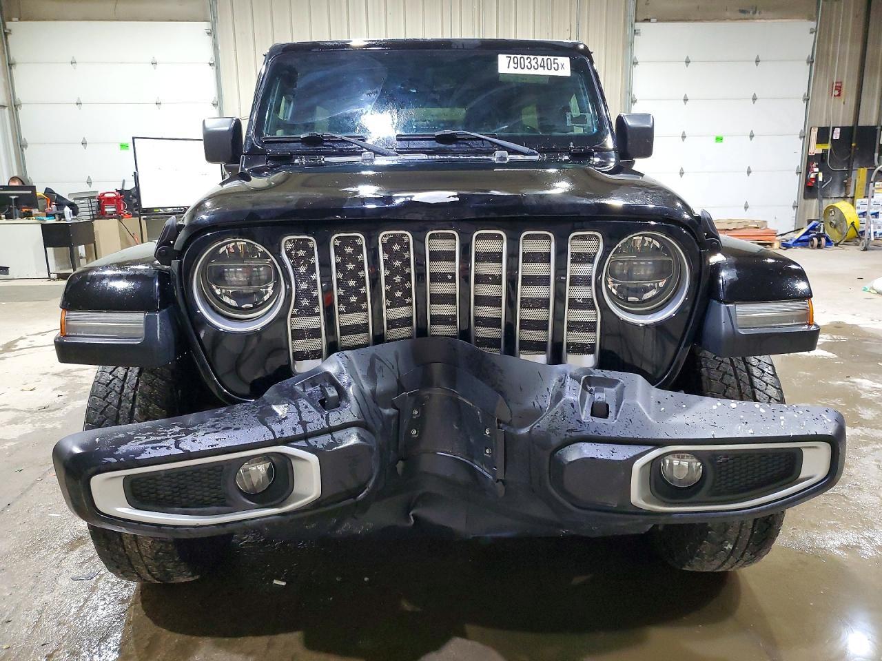 2018 Jeep Wrangler Unlimited Sahara - zdjęcie 5