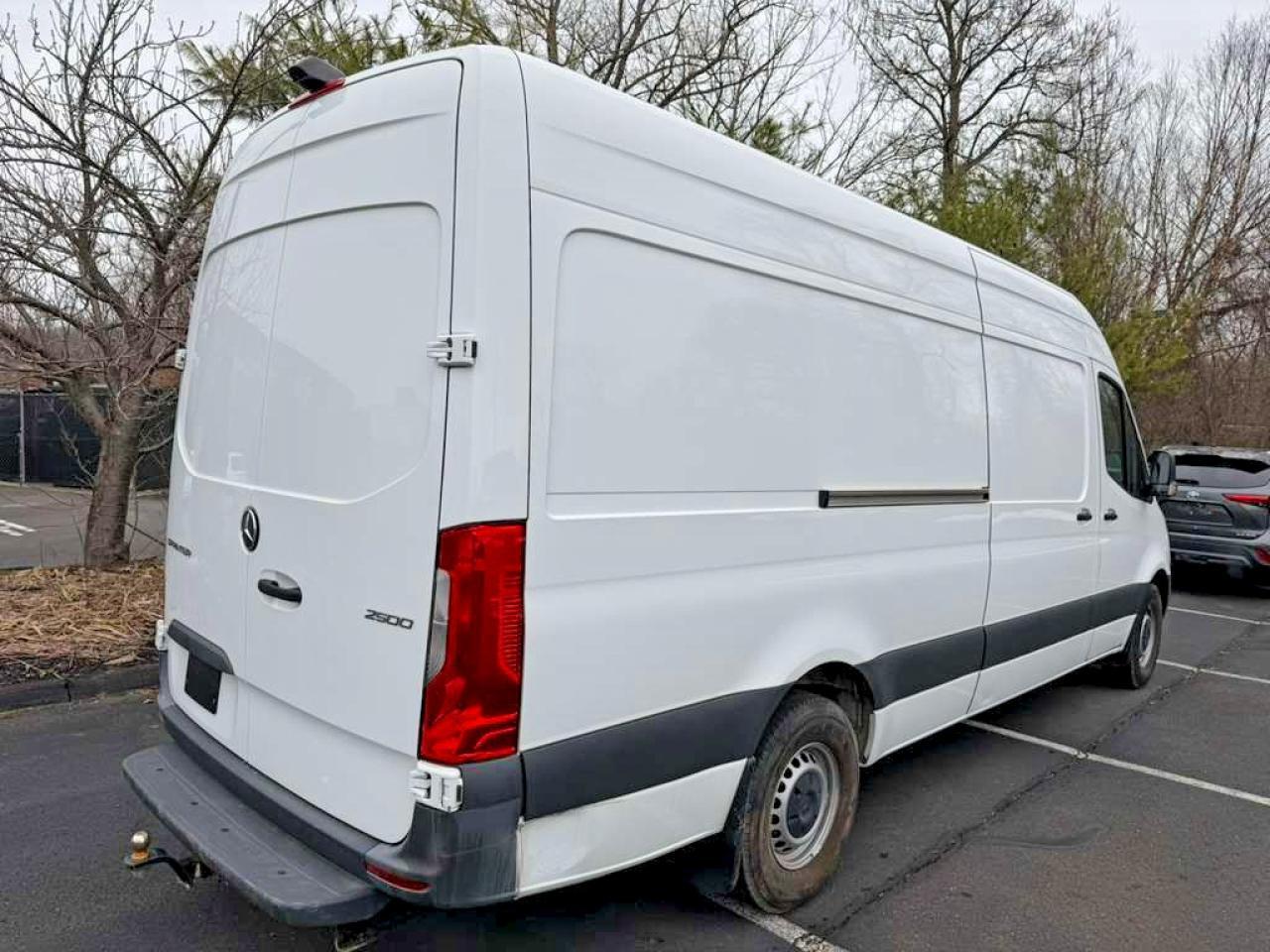 2023 Mercedes-Benz Sprinter 2500 - zdjęcie 3