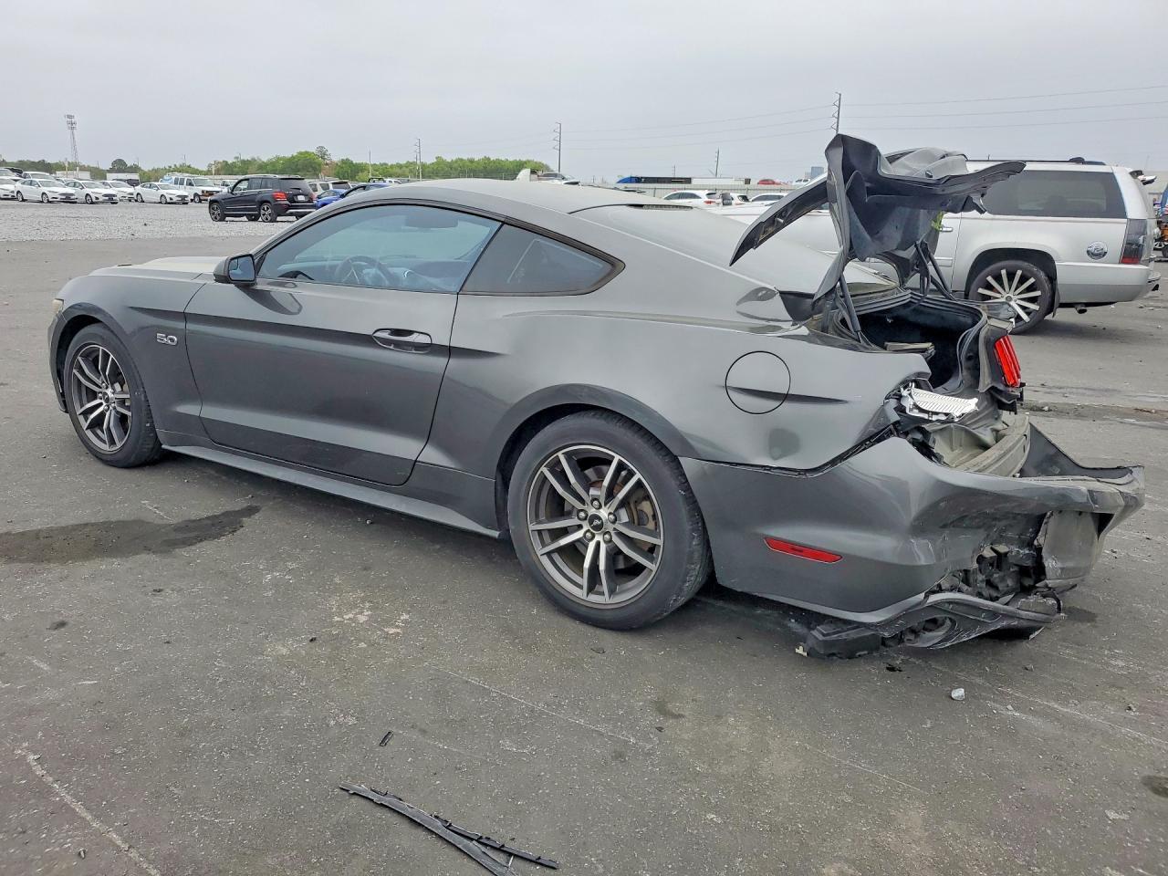 2017 Ford Mustang Gt - zdjęcie 2