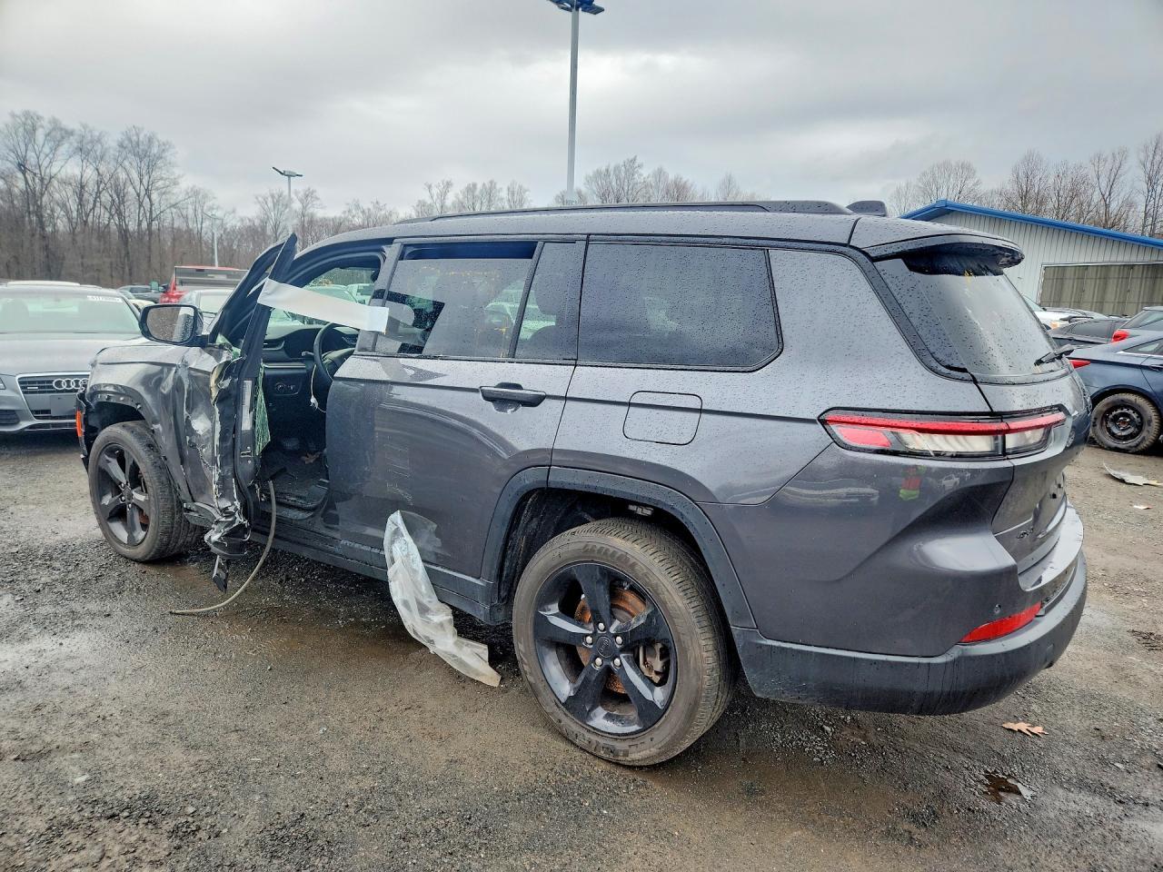 2023 Jeep Grand Cherokee L Laredo - zdjęcie 2