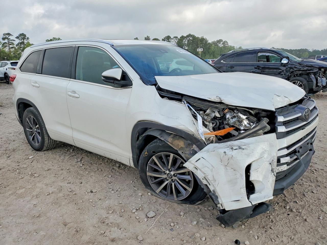 2018 Toyota Highlander Xle - zdjęcie 4