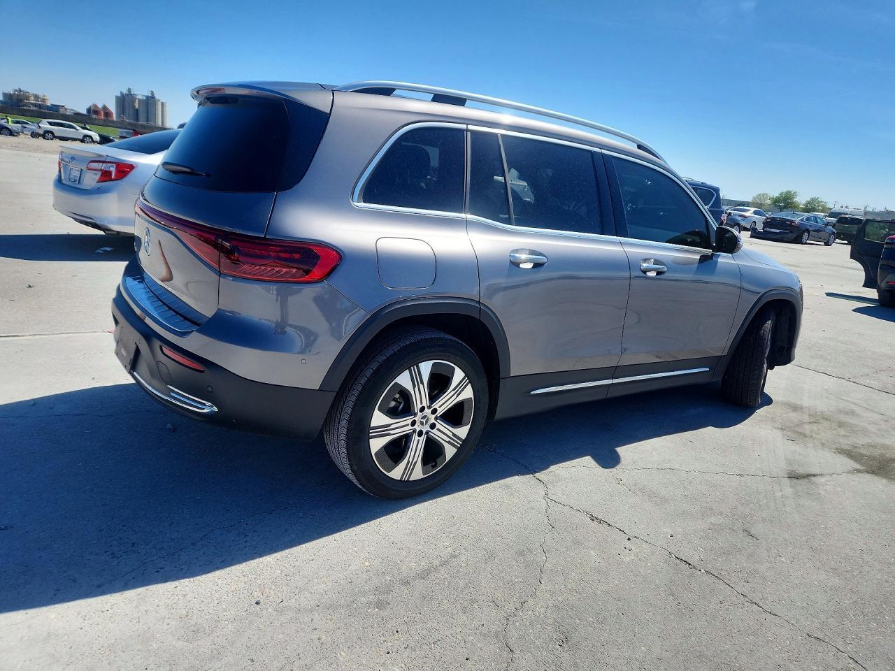 2024 Mercedes-Benz Eqb 250+ - zdjęcie 3