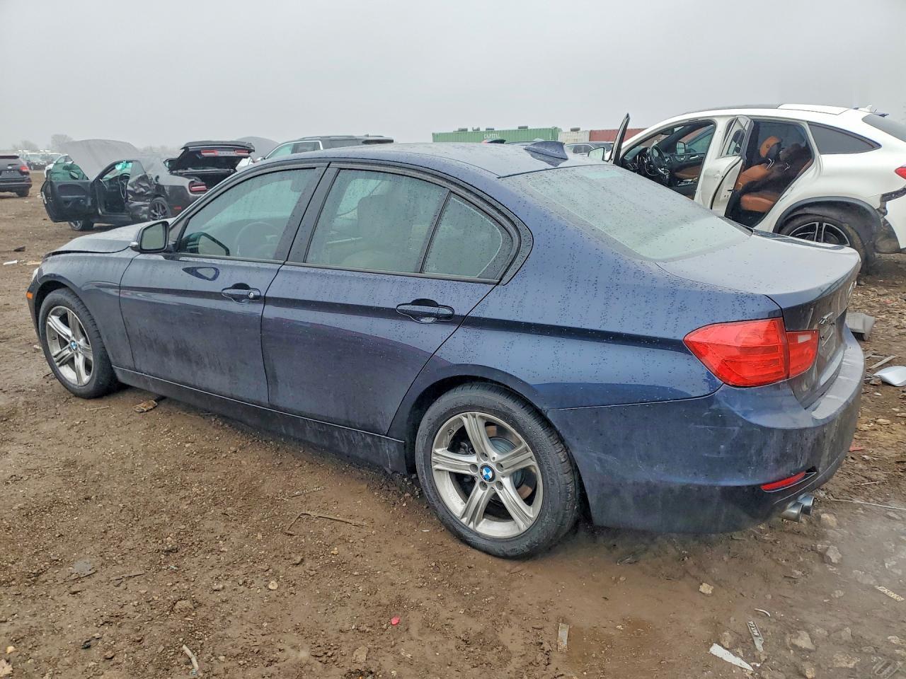 2013 BMW Seria 3 328i - zdjęcie 2