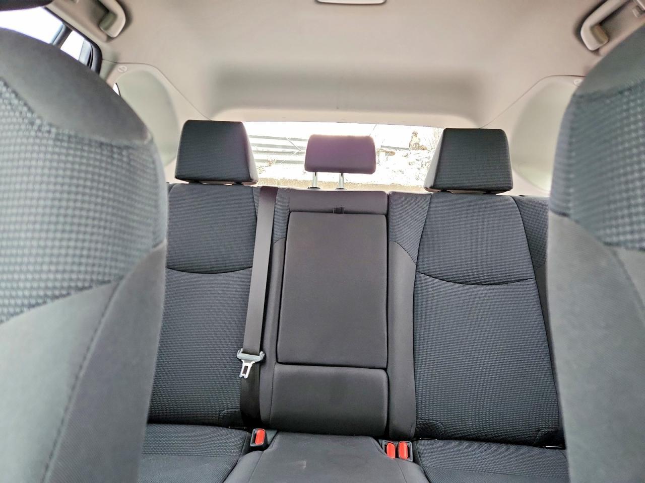 2023 Toyota Rav4 Hybrid Le - zdjęcie 10