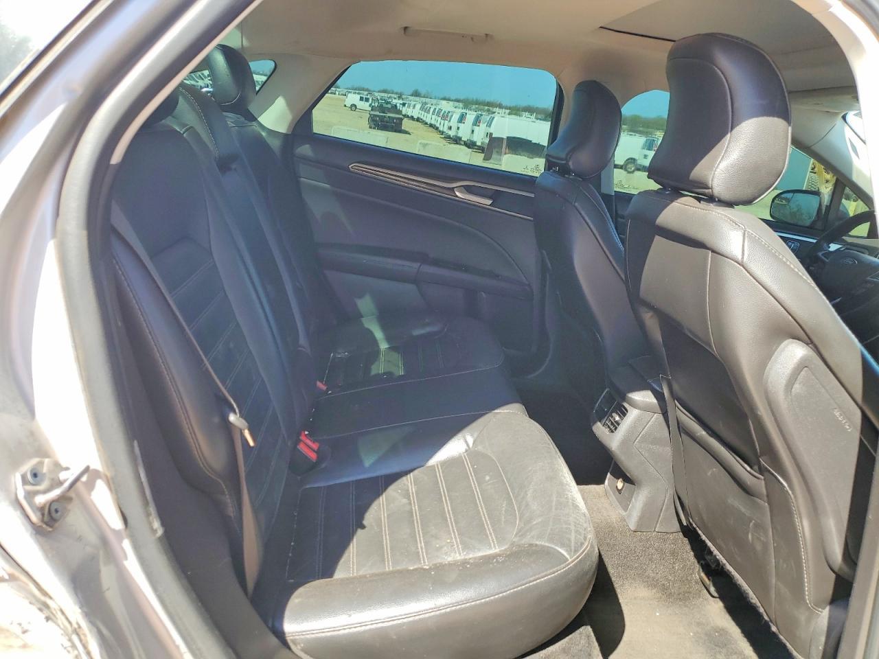 2015 Ford Fusion Se - zdjęcie 10