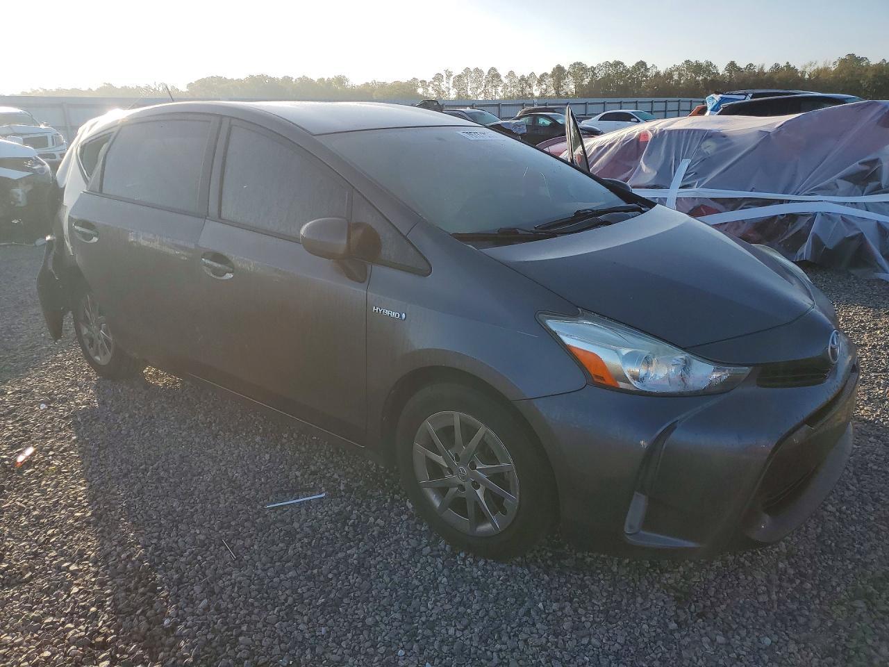 2015 Toyota Prius V Three - zdjęcie 4