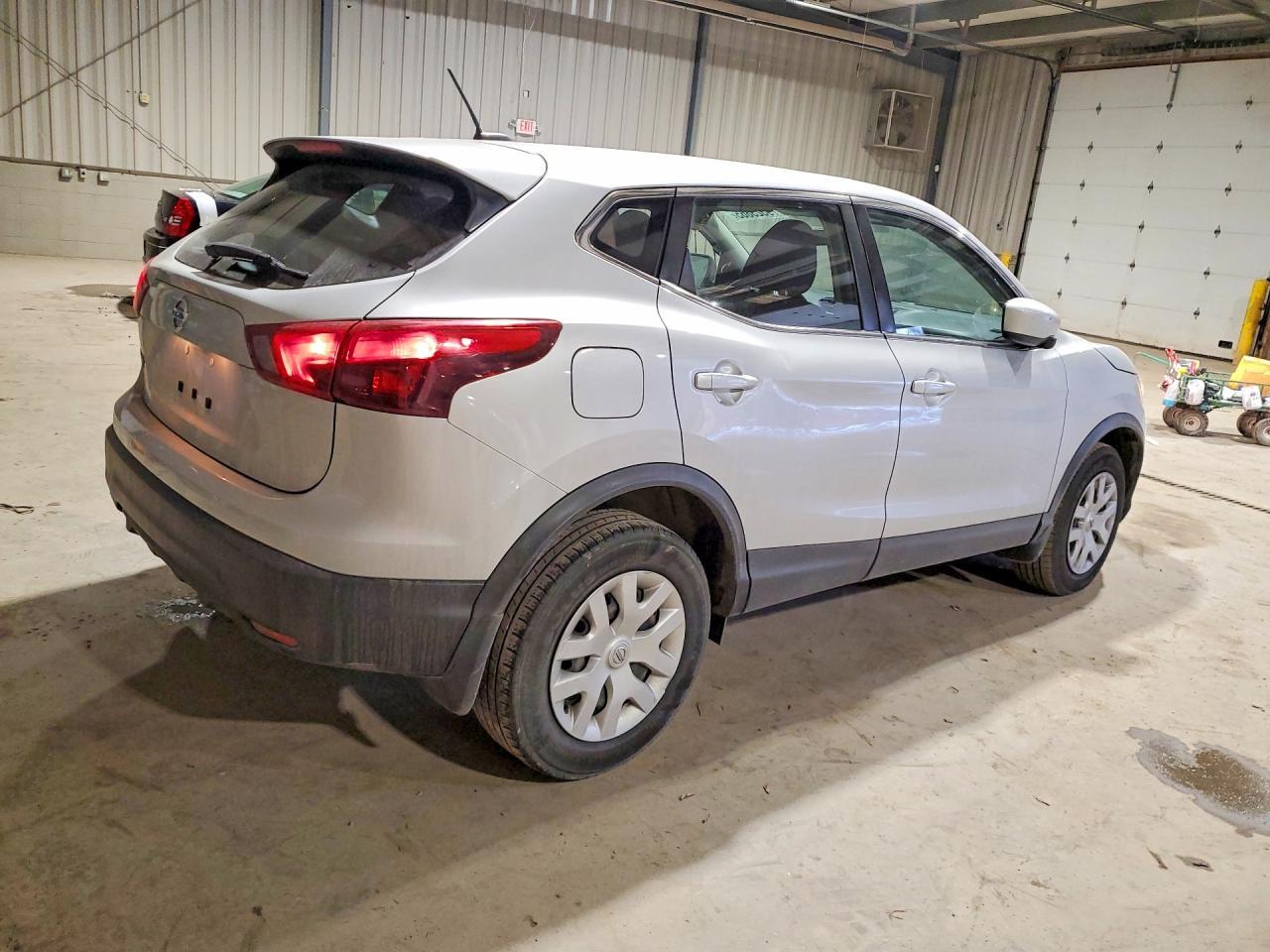 2019 Nissan Rogue Sport S - zdjęcie 3