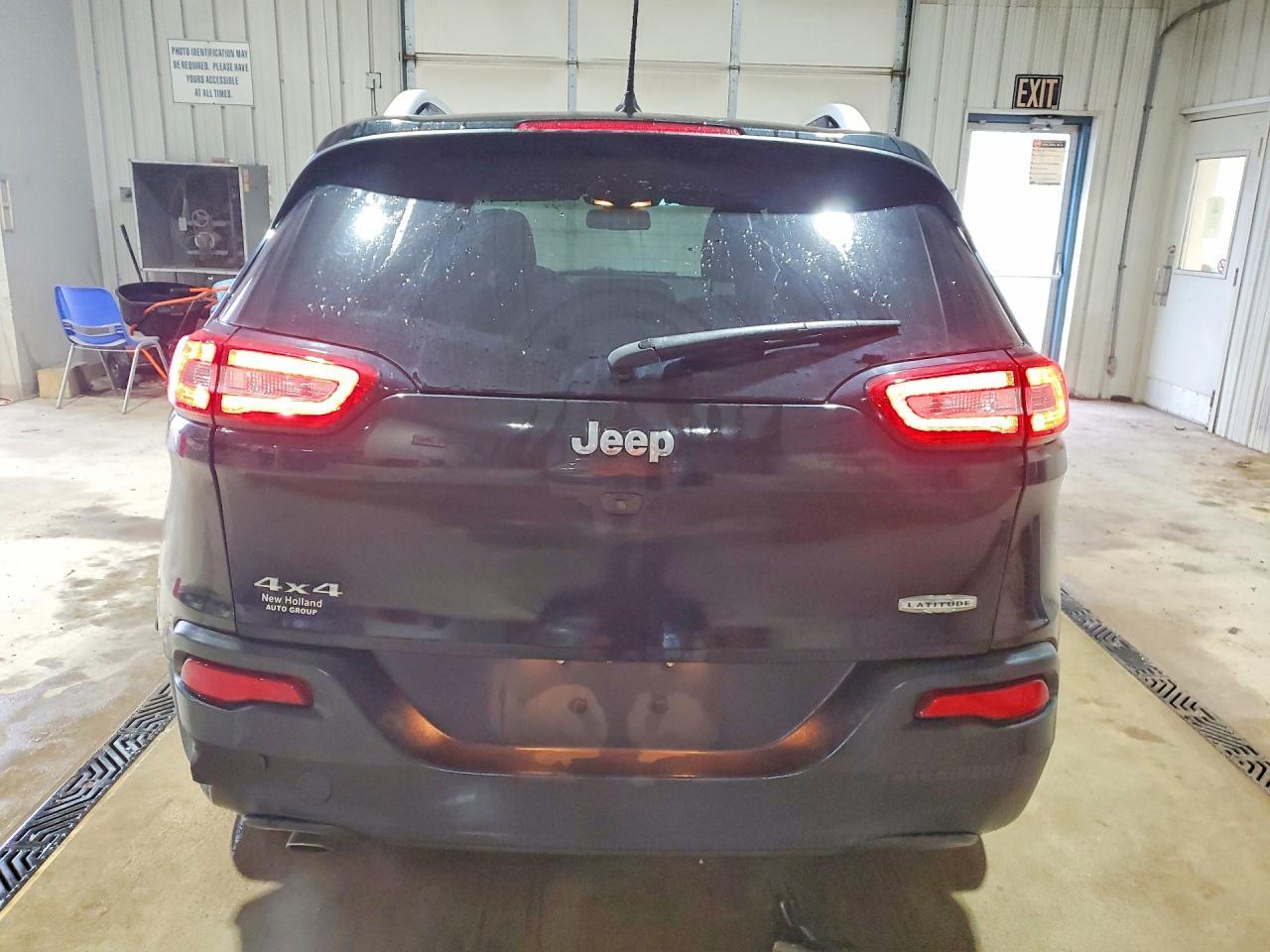 2016 Jeep Cherokee Latitude - zdjęcie 6