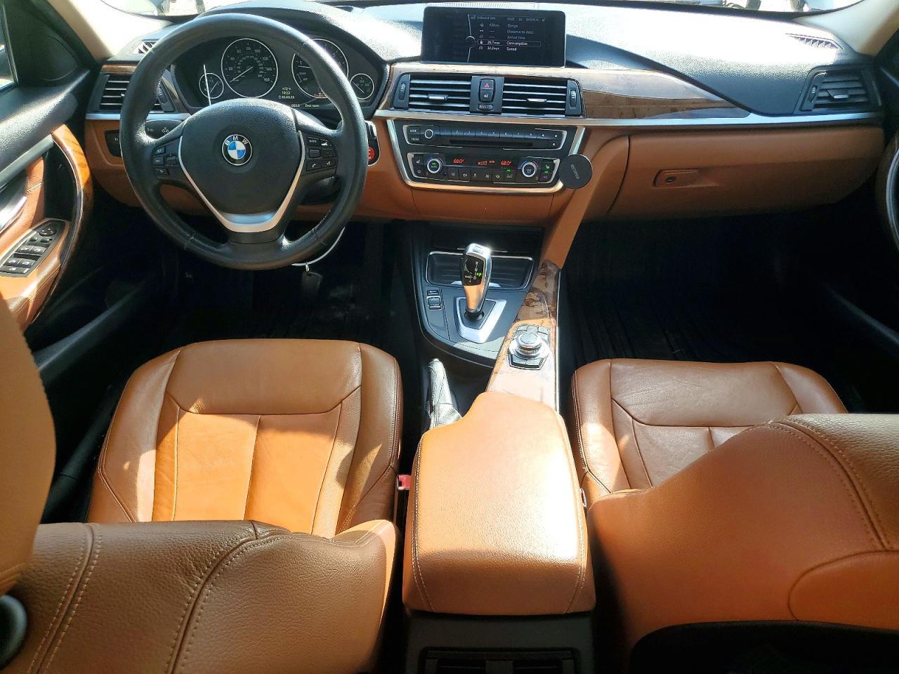 2013 BMW 328 I - zdjęcie 8