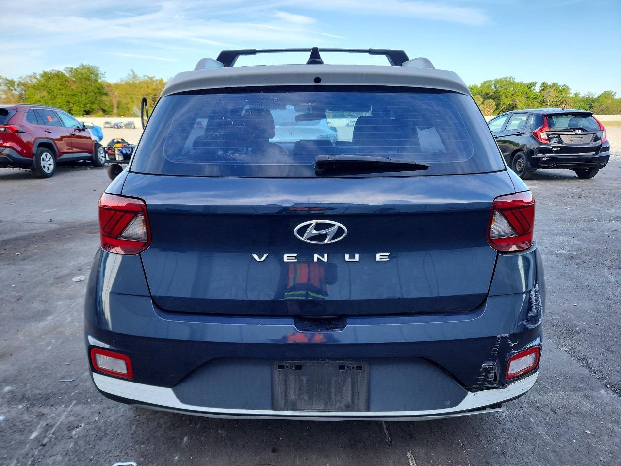 2021 Hyundai Venue Denim - zdjęcie 6