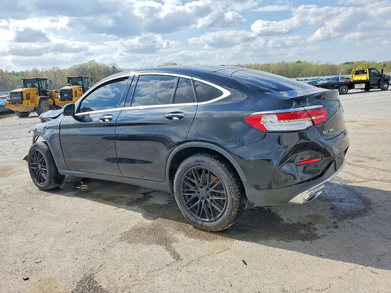 2019 Mercedes-Benz Glc Coupe 300 4Matic - zdjęcie 2