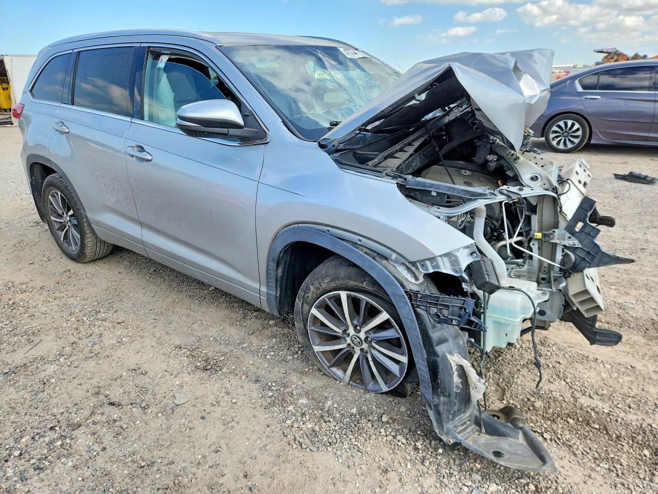 2018 Toyota Highlander Xle - zdjęcie 4