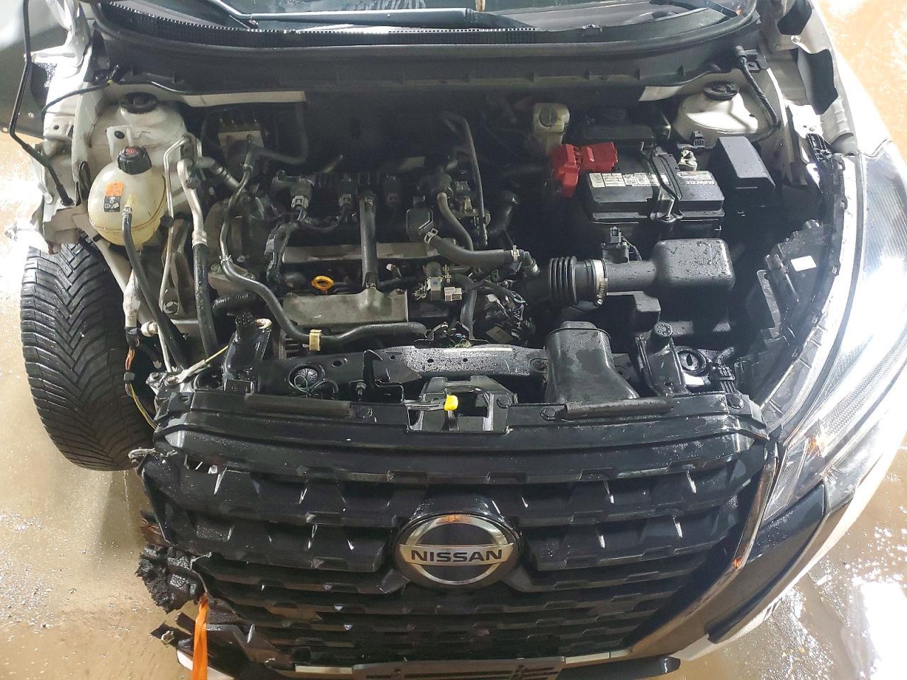 2021 Nissan Kicks Sr - zdjęcie 11