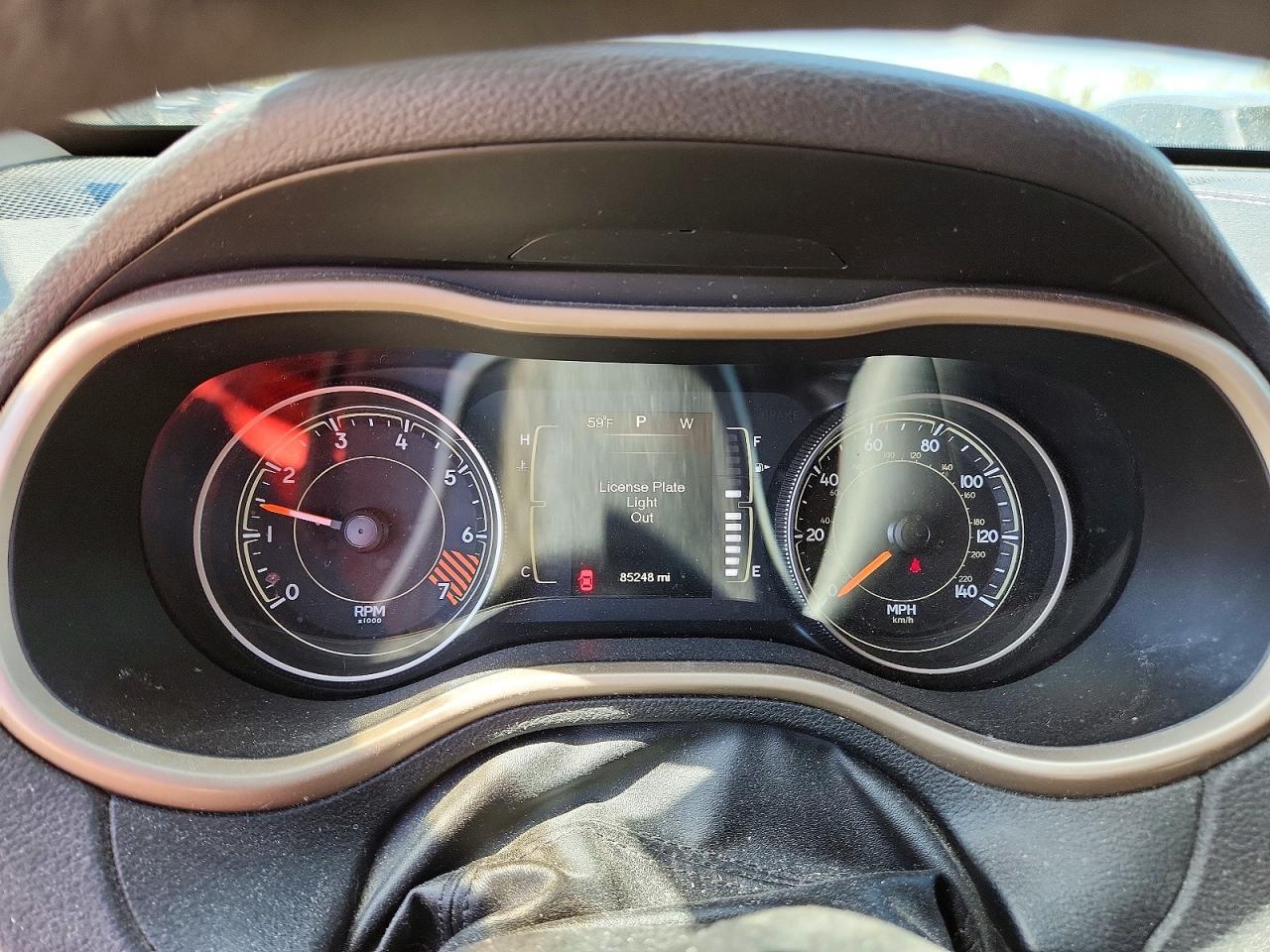 2015 Jeep Cherokee Sport - zdjęcie 9