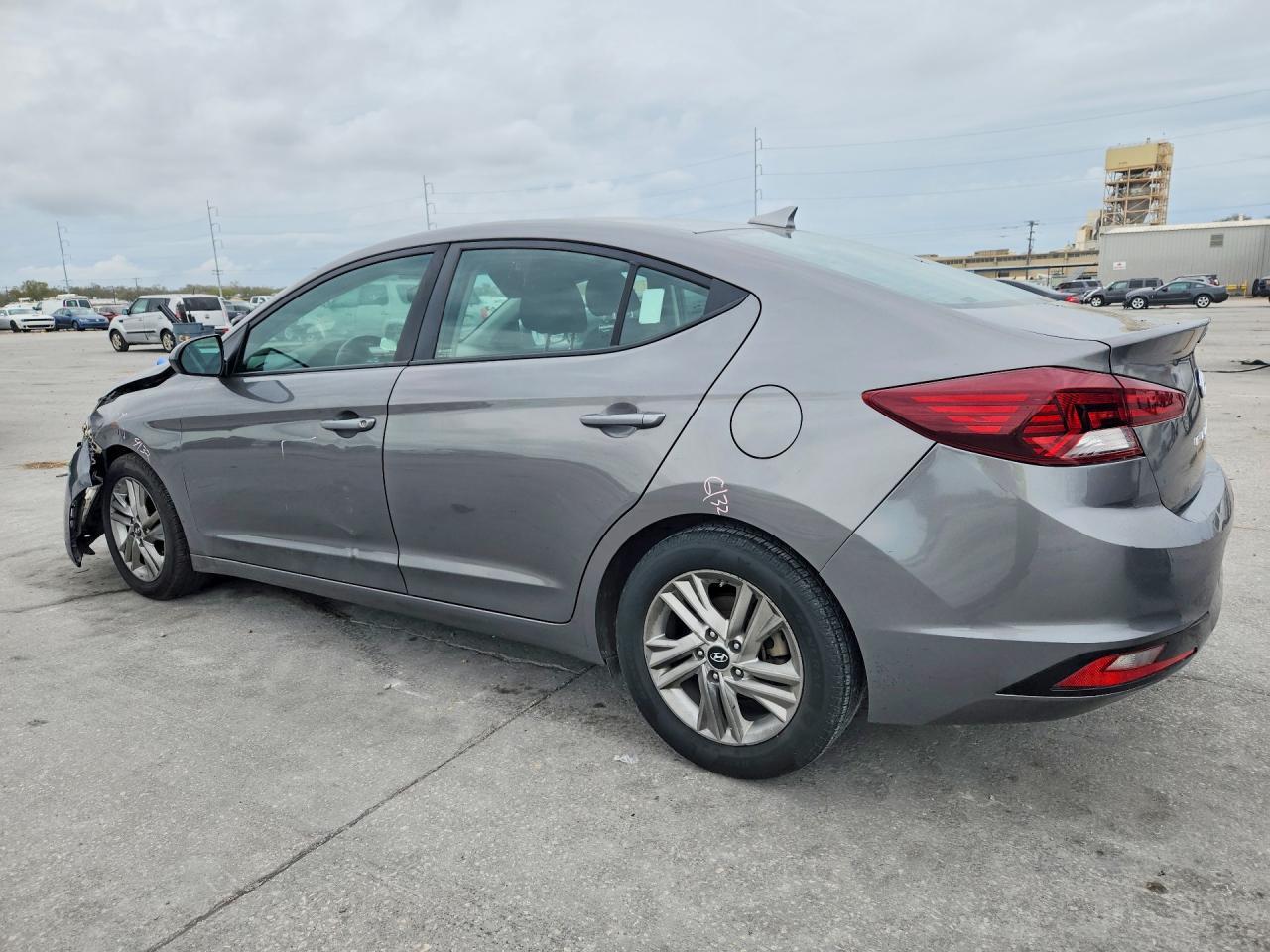 2020 Hyundai Elantra Sel - zdjęcie 2
