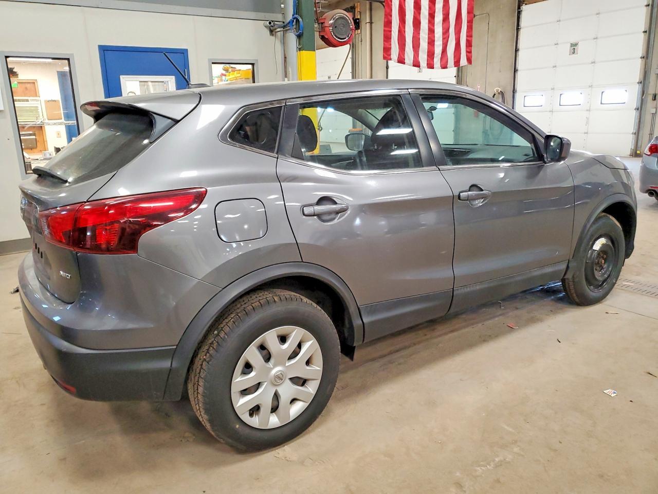 2018 Nissan Rogue Sport S - zdjęcie 3