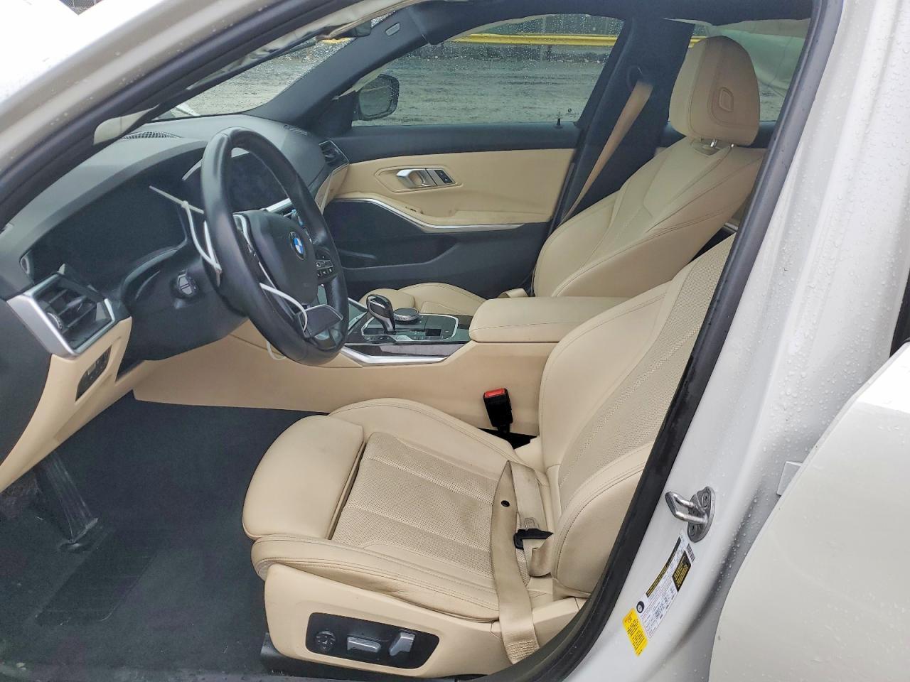 2022 BMW 330I - zdjęcie 7