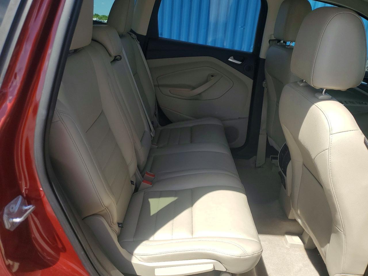 2016 Ford Escape Titanium - zdjęcie 11