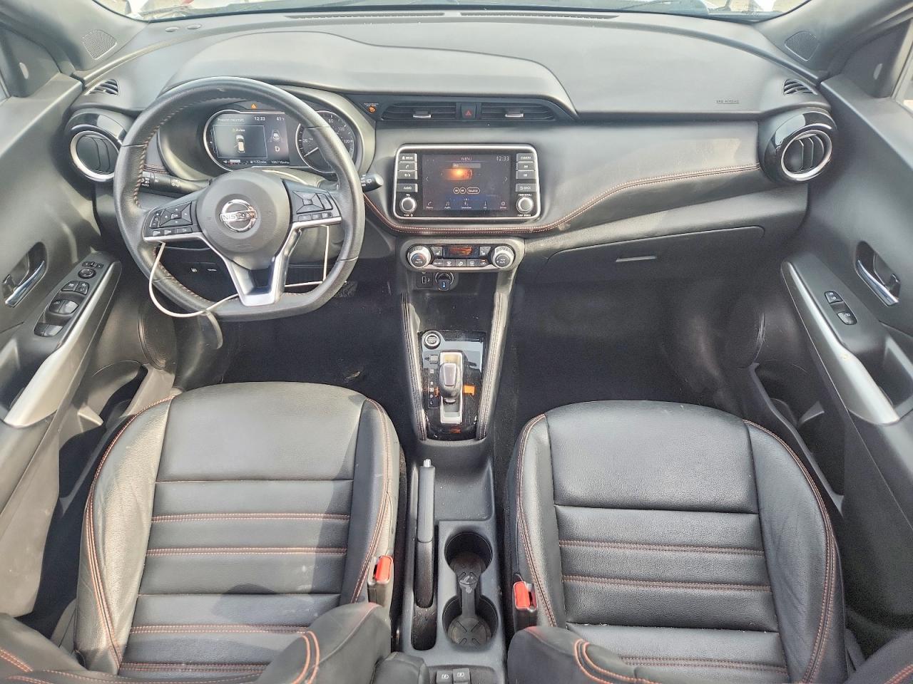 2020 Nissan Kicks Sr - zdjęcie 8