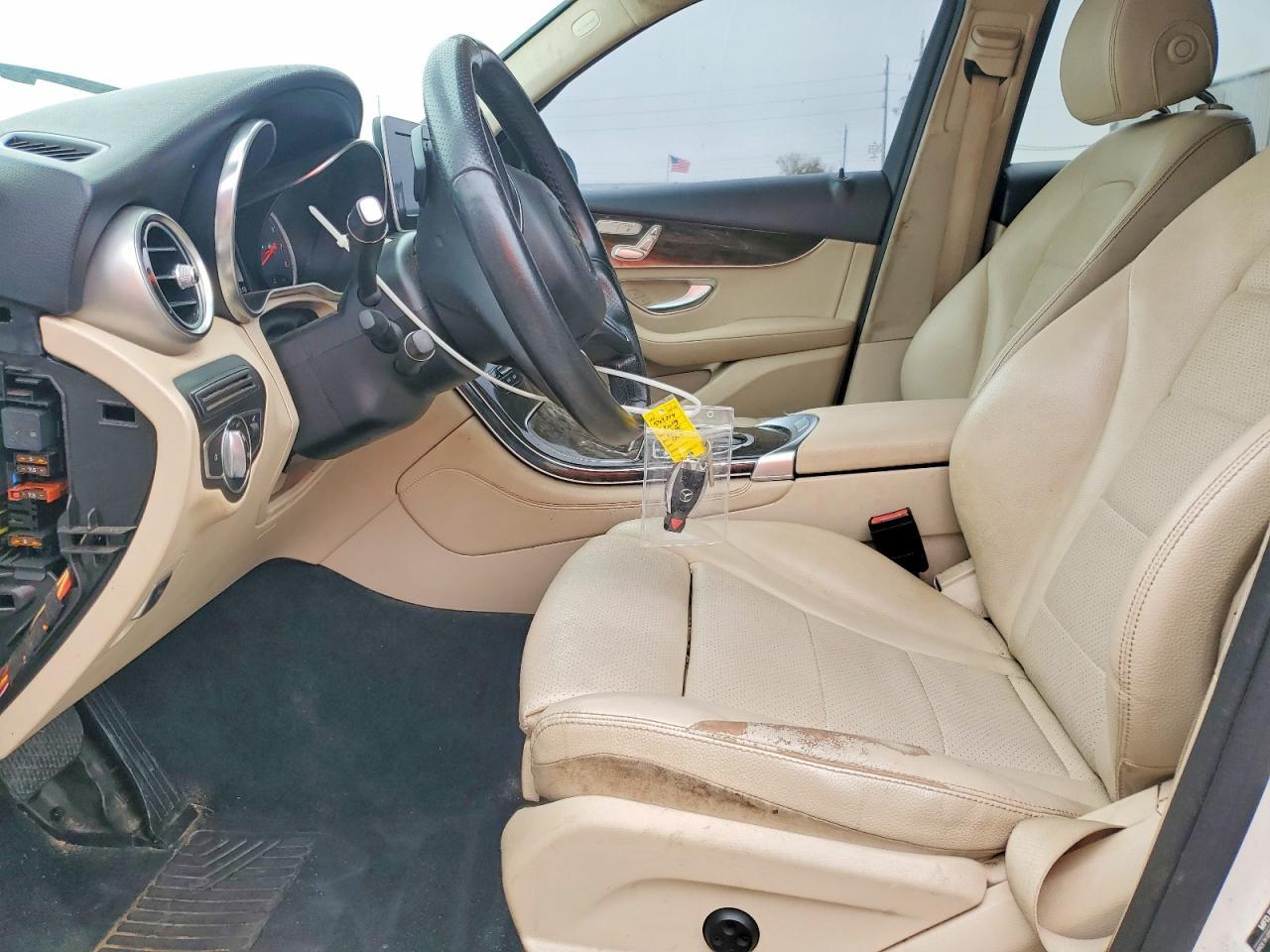 2019 Mercedes-Benz Glc 300 - zdjęcie 7