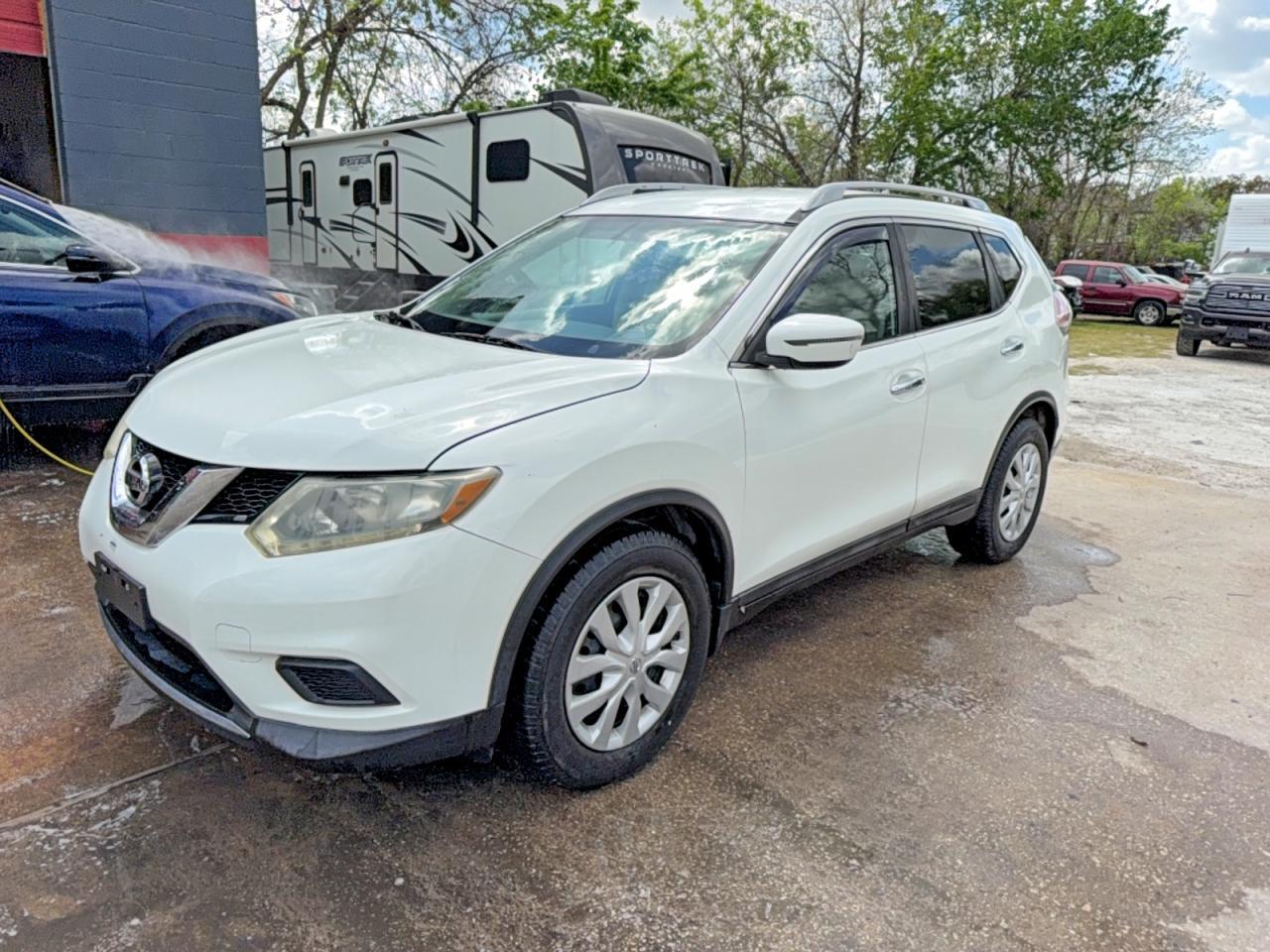 2016 Nissan Rogue S - zdjęcie 2