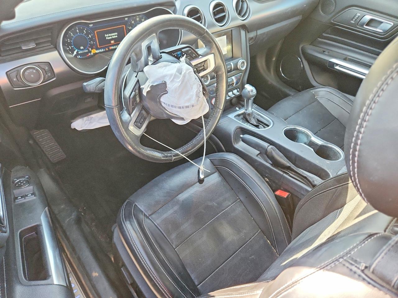 2020 Ford Mustang Gt - zdjęcie 8