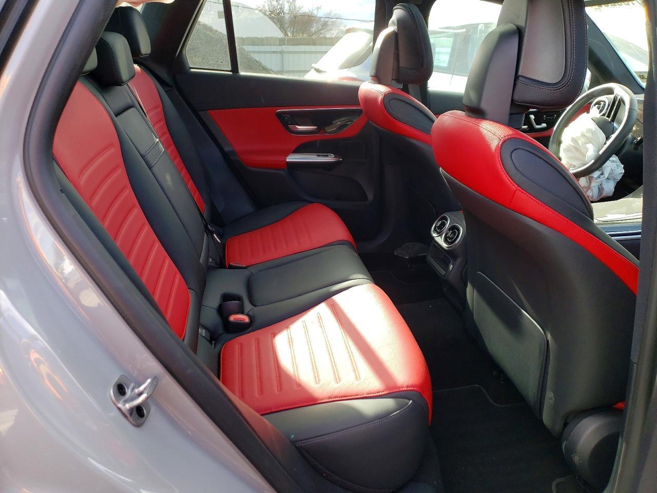 2025 Mercedes-Benz Glc 300 4Matic - zdjęcie 11