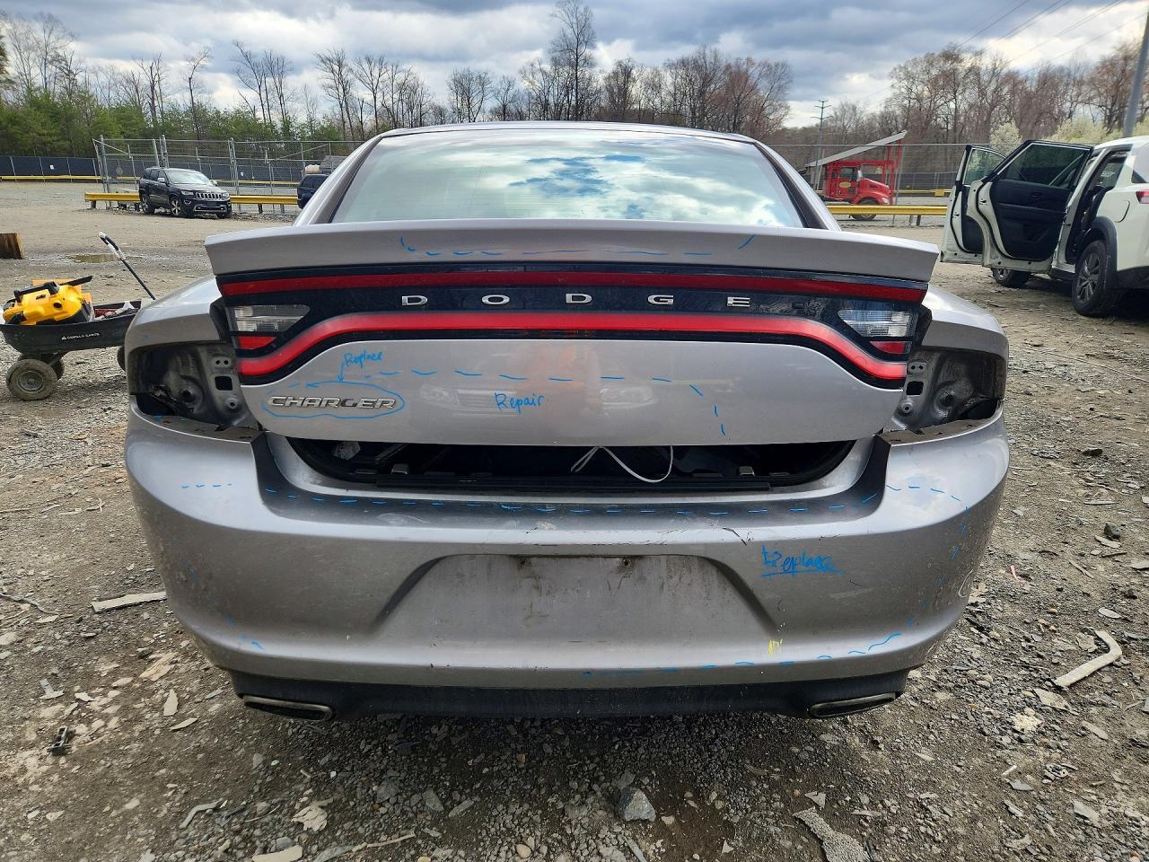 2016 Dodge Charger Se - zdjęcie 6