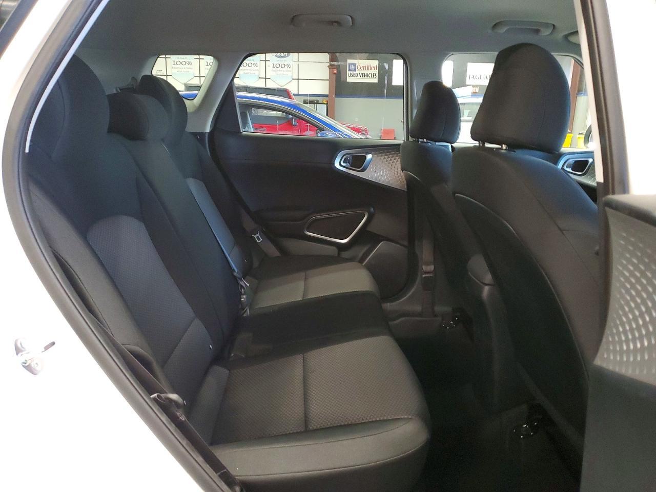 2025 Kia Soul Lx - zdjęcie 10