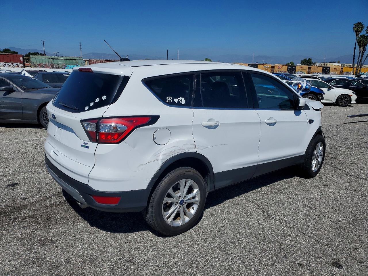2017 Ford Escape Se - zdjęcie 3