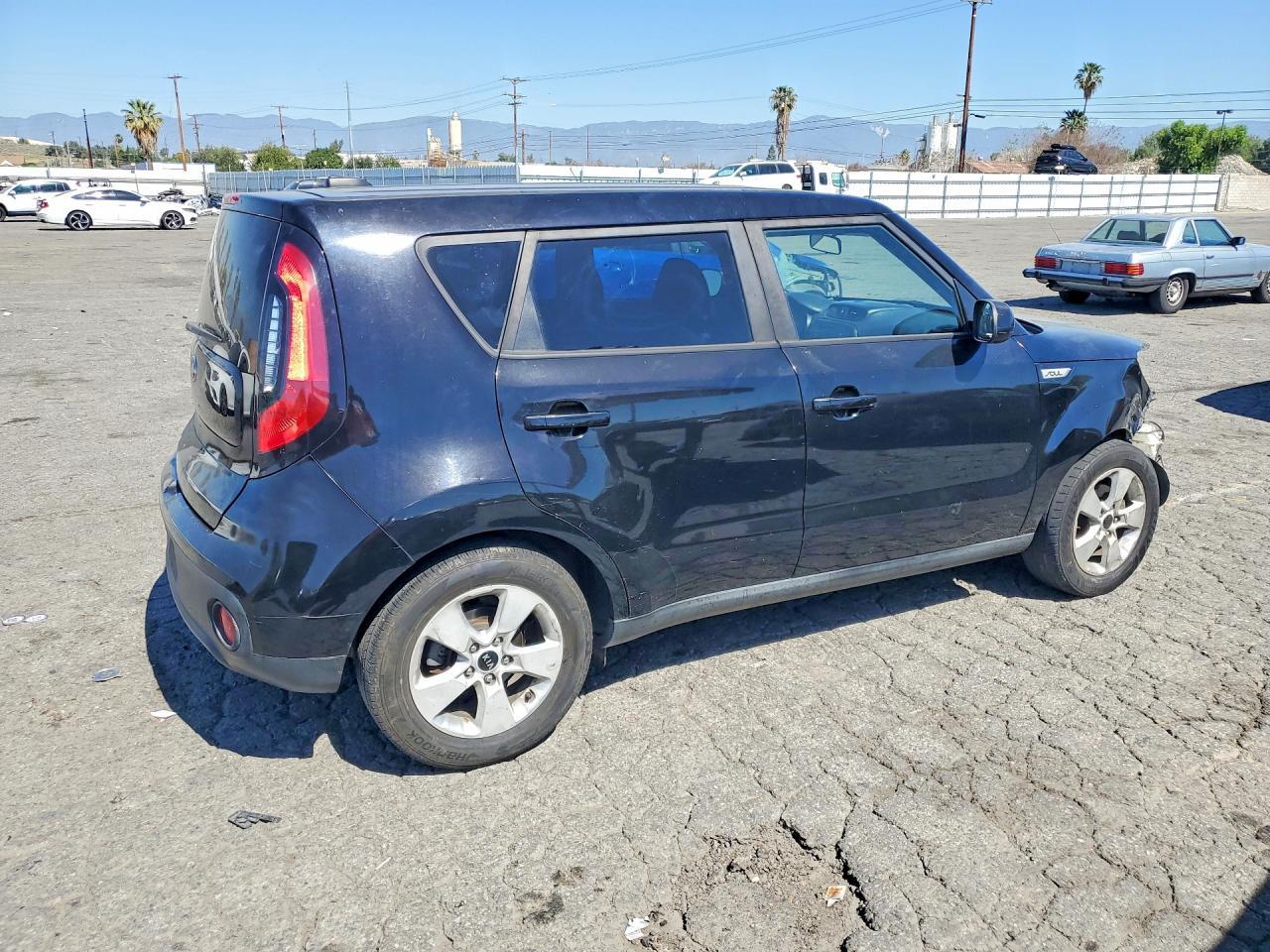 2018 Kia Soul Base - zdjęcie 3