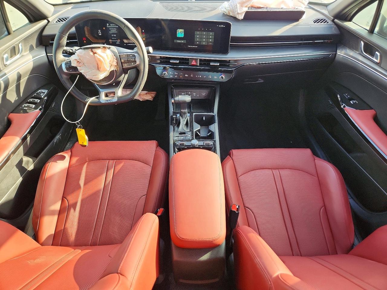2025 Kia K5 Gt-Line - zdjęcie 8
